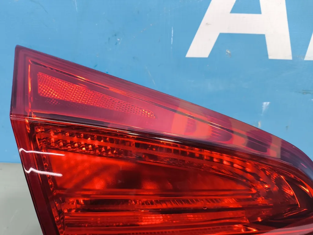 Фонарь внутренний левый Kia Ceed 2 JD 2015-2018