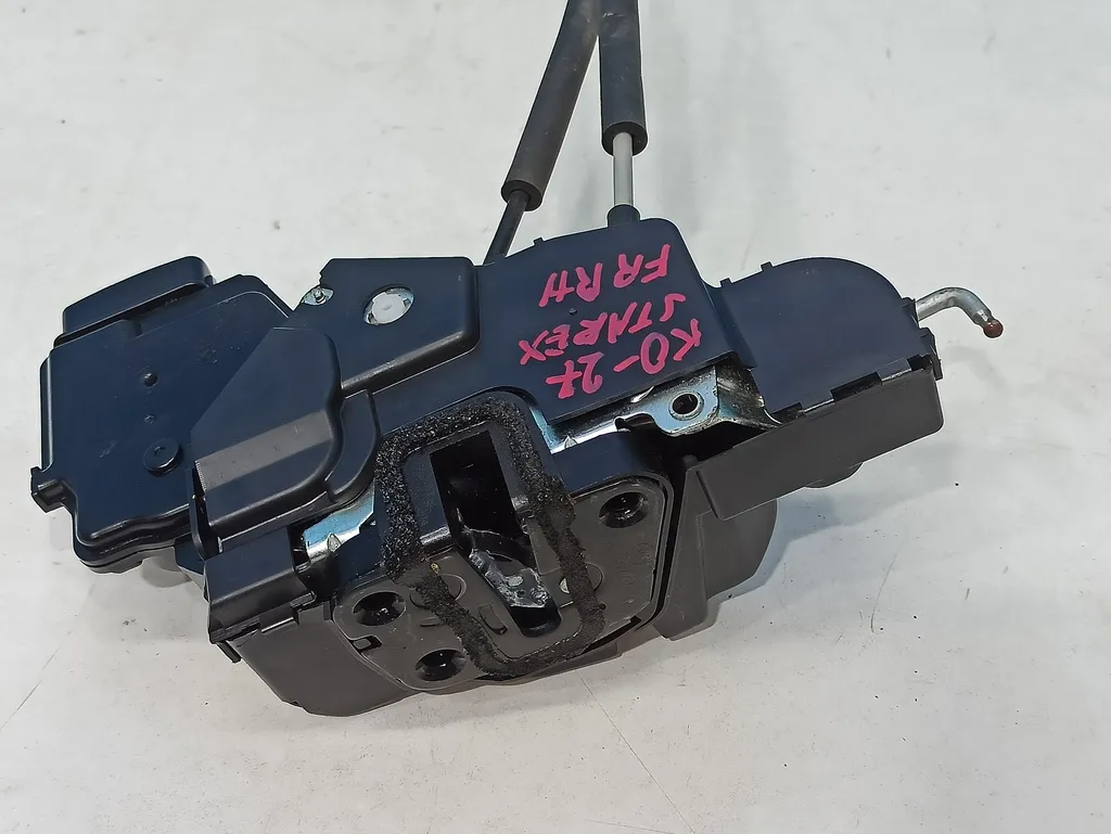 Замок двери передней правой Hyundai Grand Starex 2007-2015