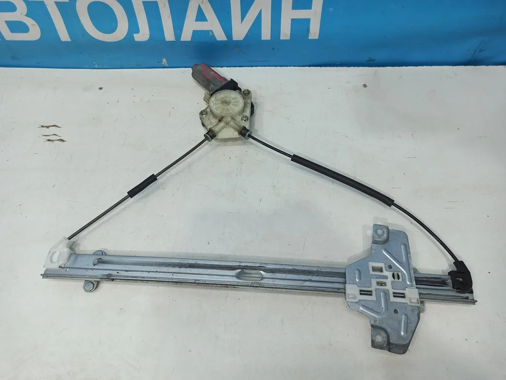 Стеклоподъемник электр. передний правый Hyundai Grand Starex 2007-2015