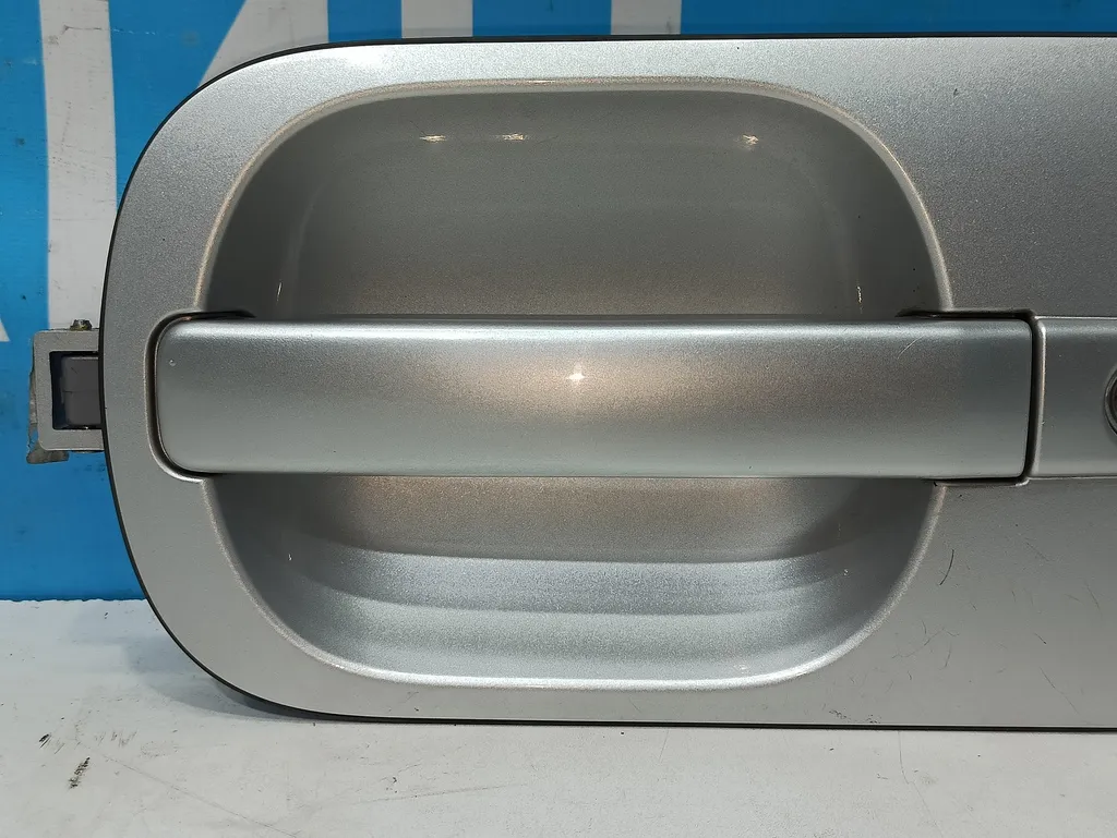 Ручка двери правая Hyundai Grand Starex 2007-2015