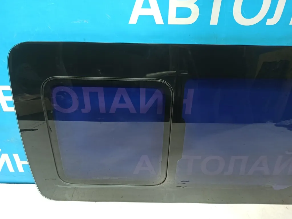 Стекло двери сдвижной Hyundai Grand Starex 2007-2015