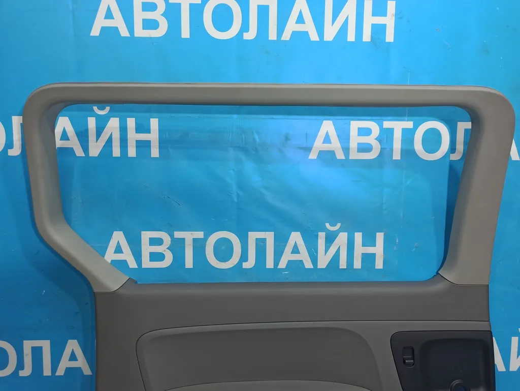 Обшивка двери задней левой Hyundai Grand Starex 2007-2015