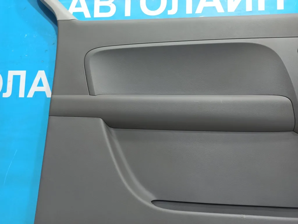 Обшивка двери задней левой Hyundai Grand Starex 2007-2015