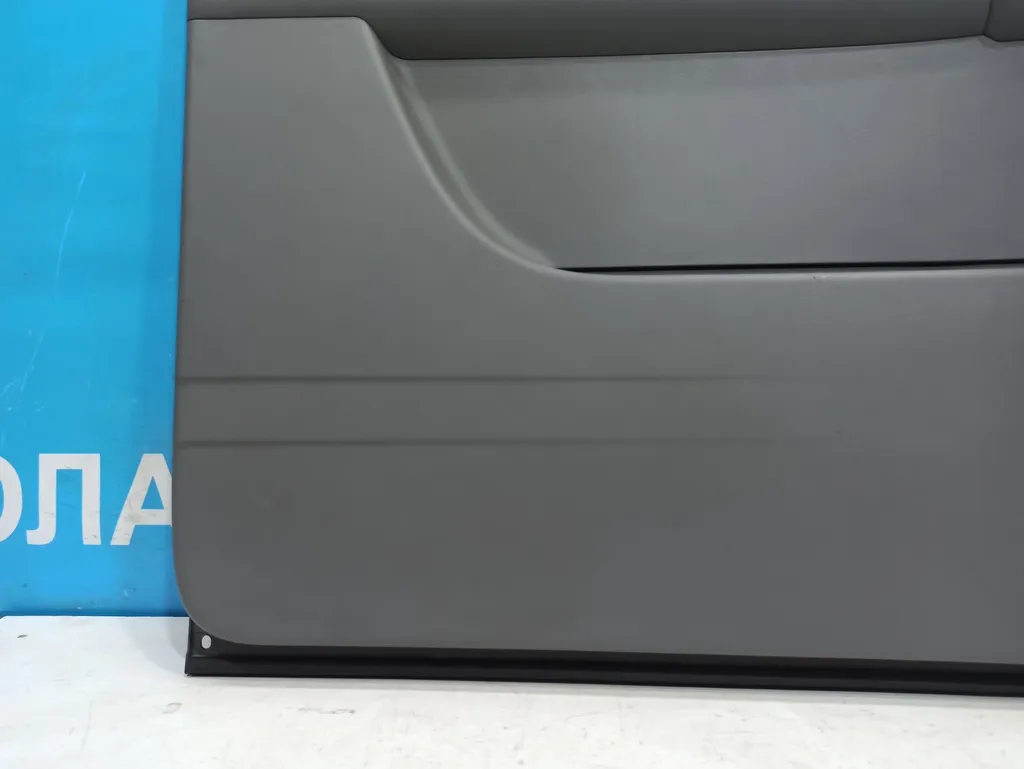Обшивка двери задней левой Hyundai Grand Starex 2007-2015
