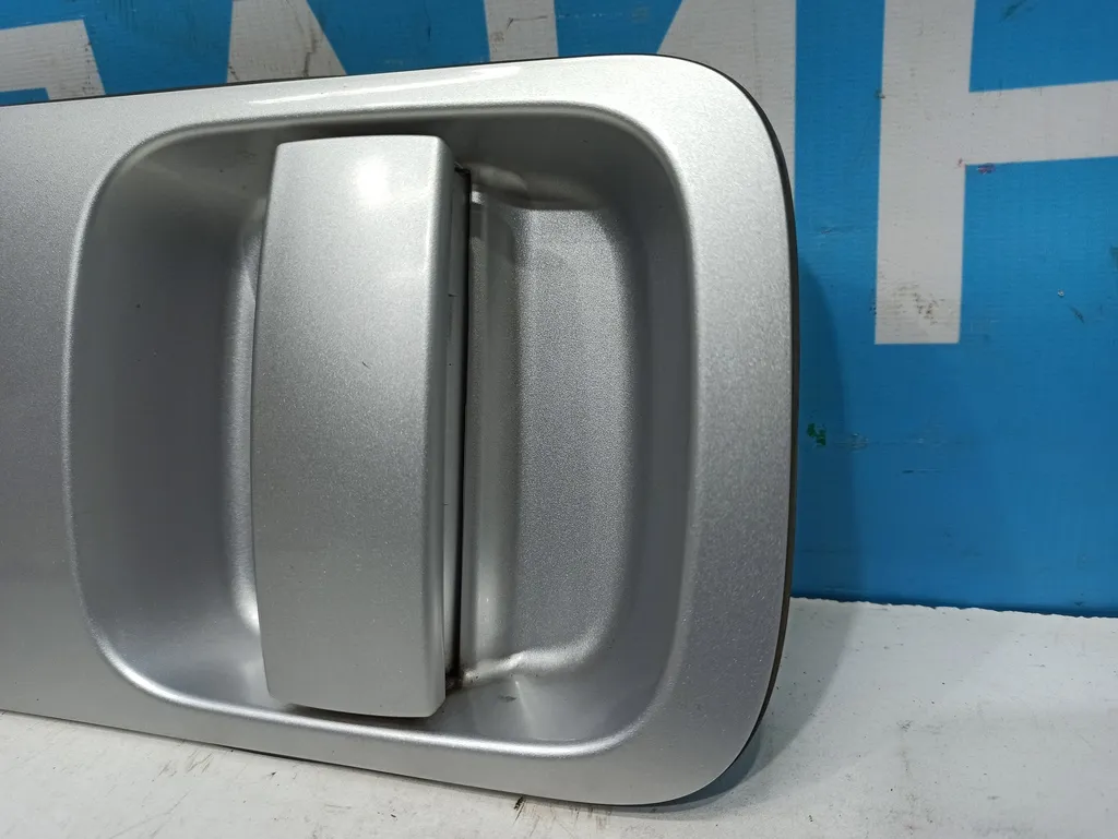 Ручка двери наружная левая Hyundai Grand Starex 2007-2015