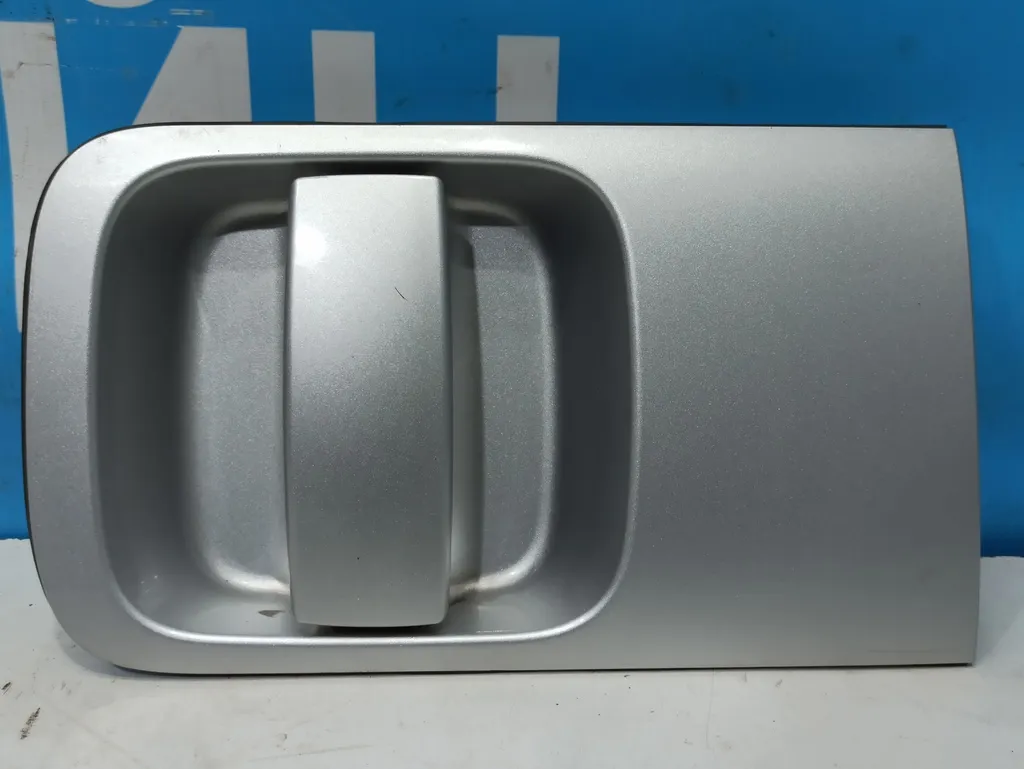 Ручка двери наружная правая Hyundai Grand Starex 2007-2015