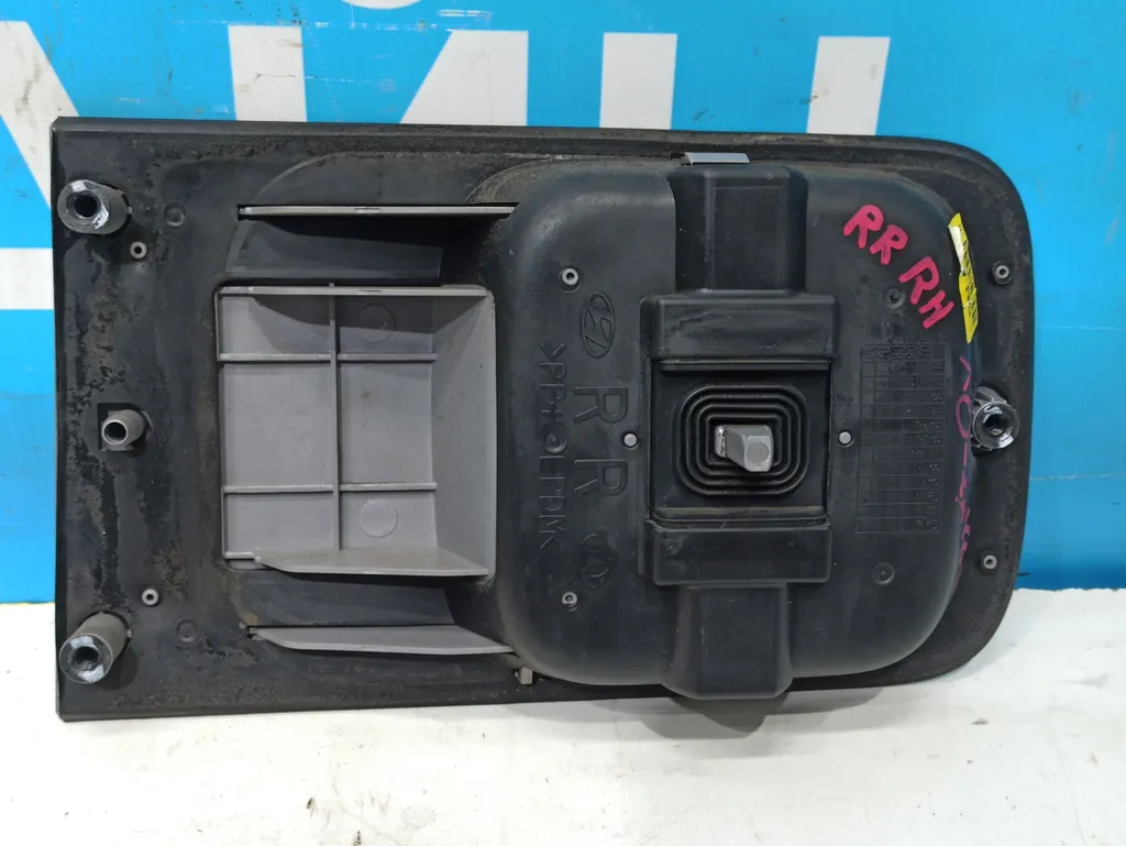 Ручка двери наружная правая Hyundai Grand Starex 2007-2015