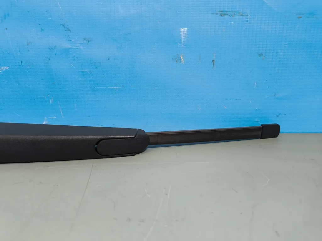 Поводок стеклоочистителя заднего Kia Ceed 2 JD 2015-2018