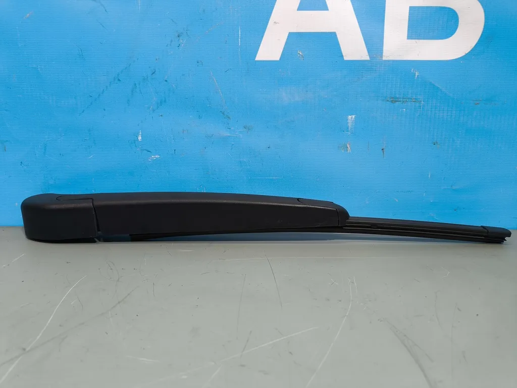 Поводок стеклоочистителя заднего Kia Ceed 2 JD 2015-2018