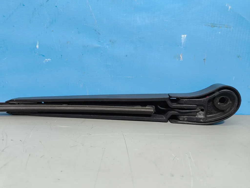 Поводок стеклоочистителя заднего Kia Ceed 2 JD 2015-2018