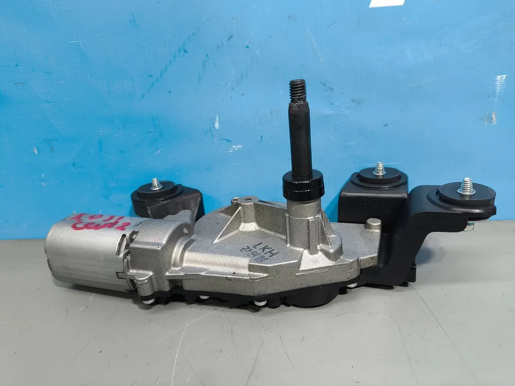 Моторчик стеклоочистителя задний Kia Ceed 2 JD 2015-2018