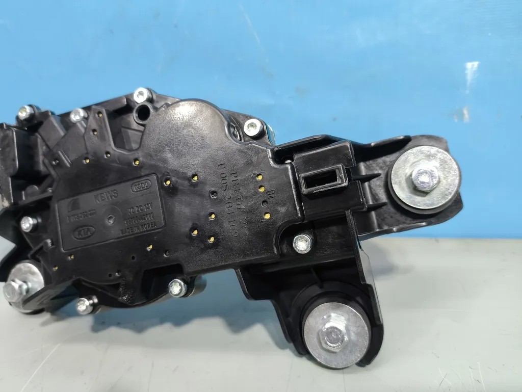 Моторчик стеклоочистителя задний Kia Ceed 2 JD 2015-2018