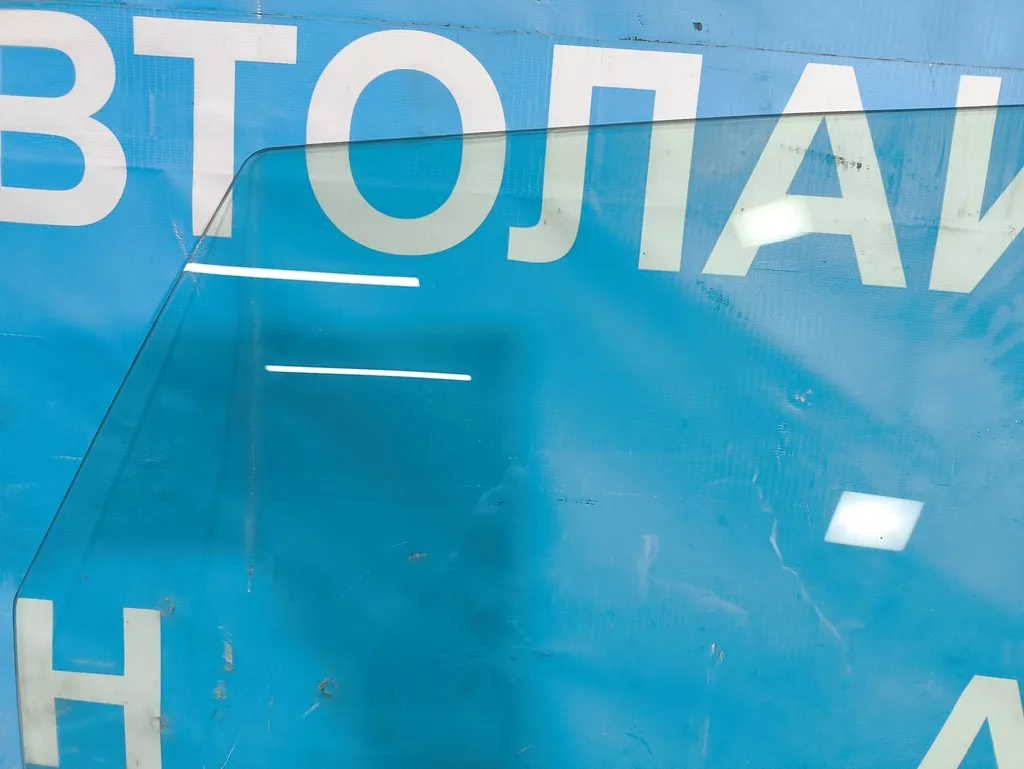 Стекло двери задней правой Kia Ceed 1 2010-2012