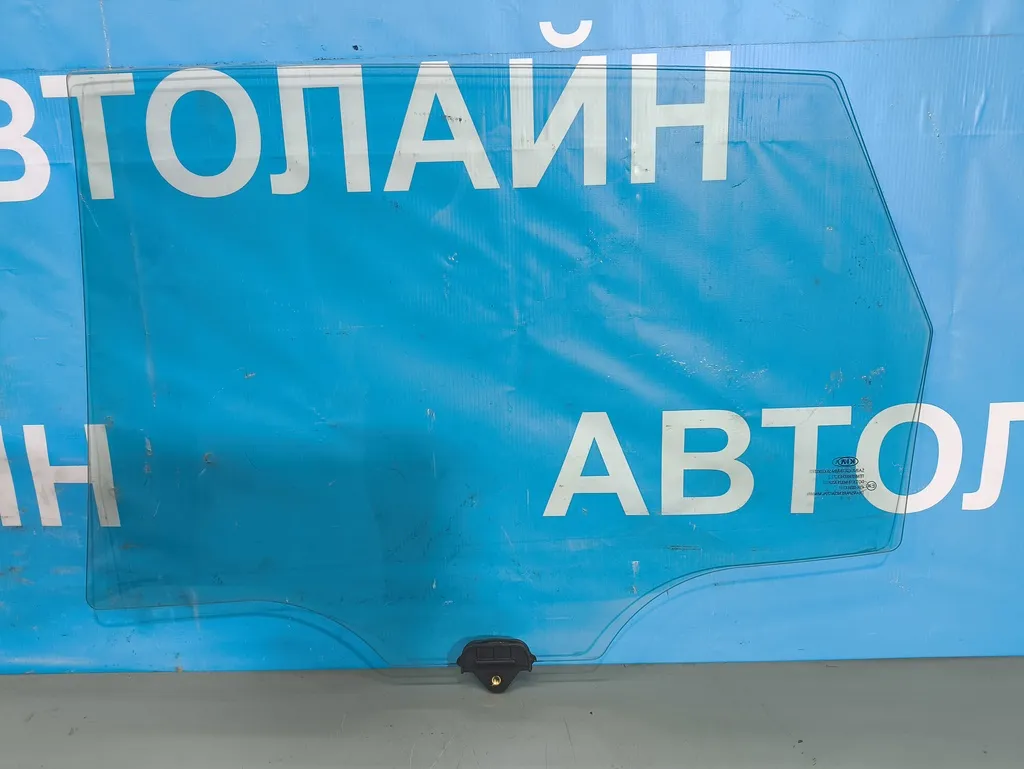 Стекло двери задней правой Kia Ceed 1 2010-2012