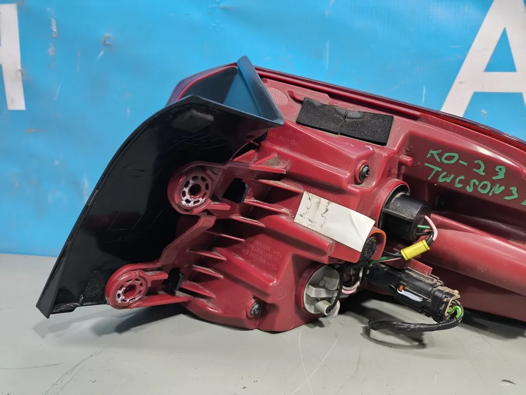 Фонарь внешний левый Hyundai Tucson 3 2015-2018