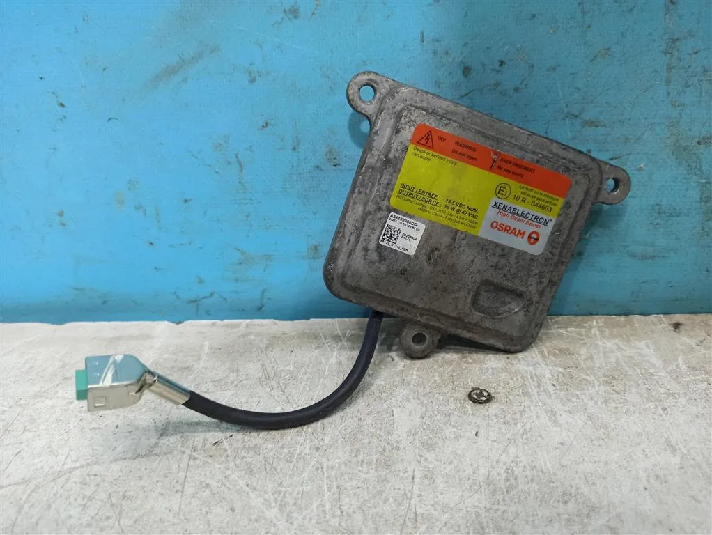Блок ксеноновой лампы Hyundai Santa Fe 3 DM 2012-2016