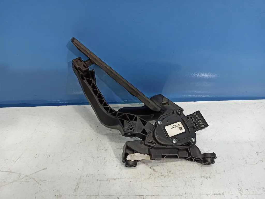 Педаль газа Kia Ceed 2 JD 2012-2015