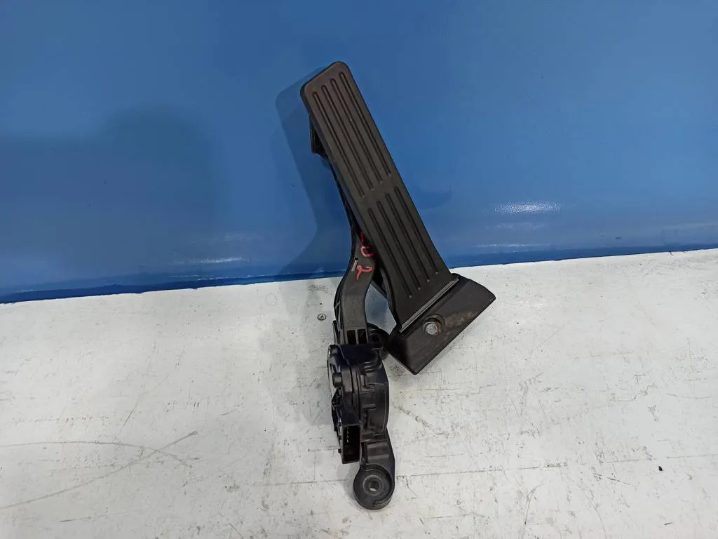 Педаль газа Kia Ceed 2 JD 2012-2015