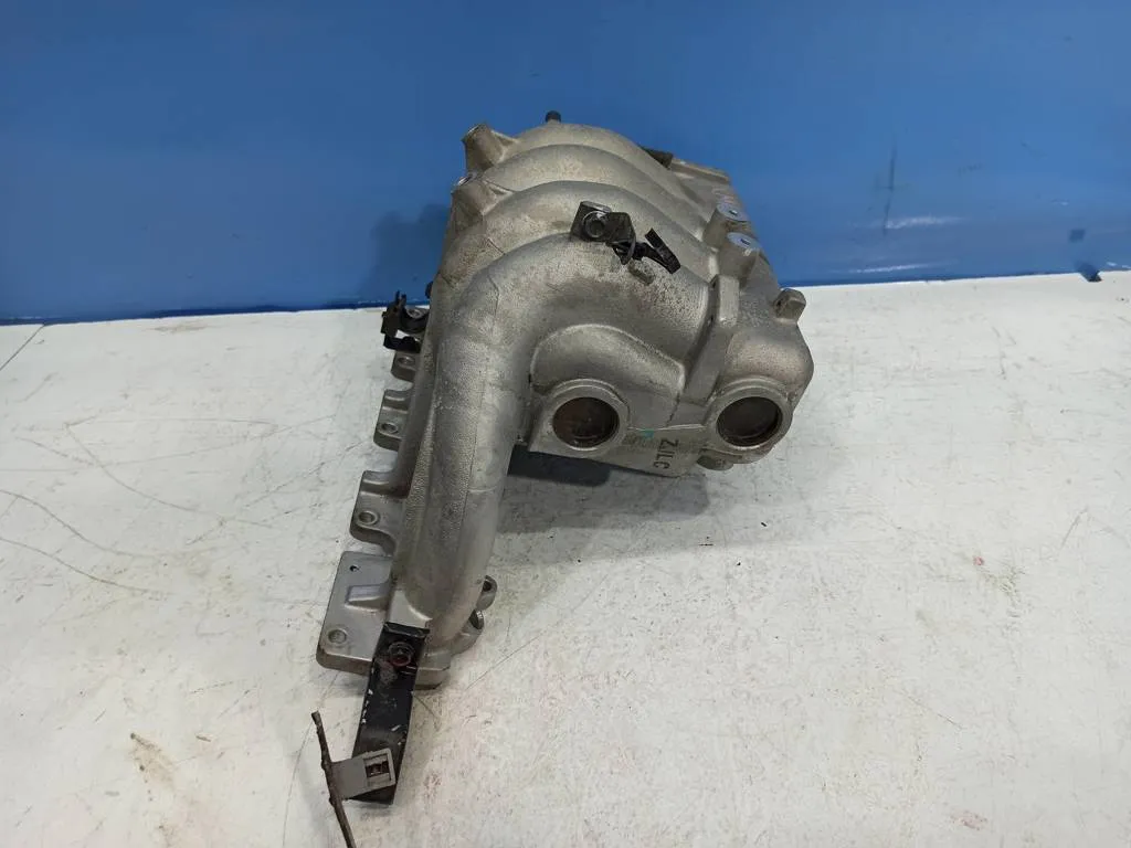 Коллектор впускной Hyundai Tucson 1 2004-2010