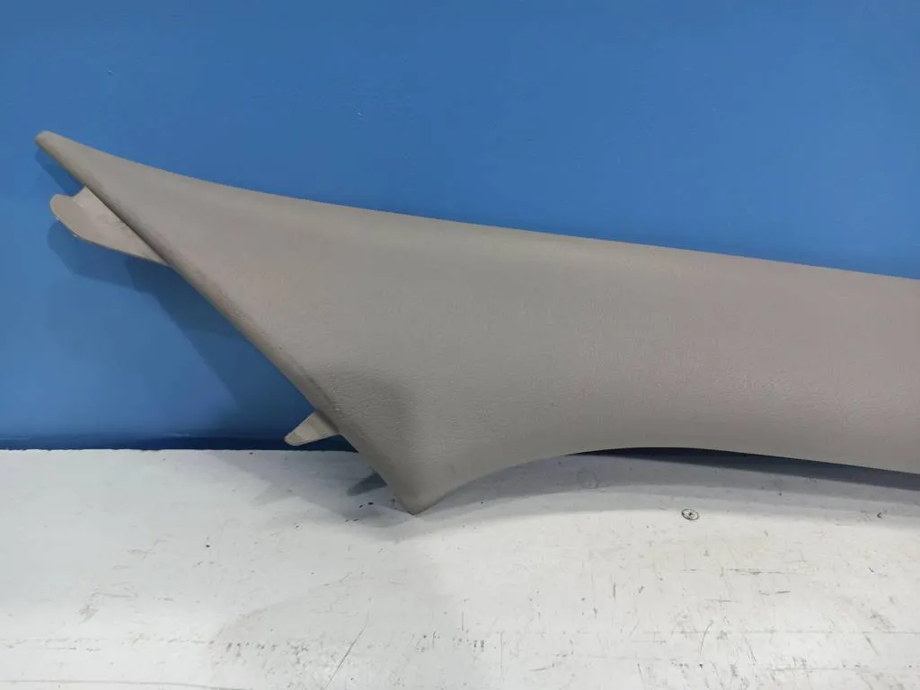 Обшивка передней стойки правая Hyundai Tucson 1 2004-2010