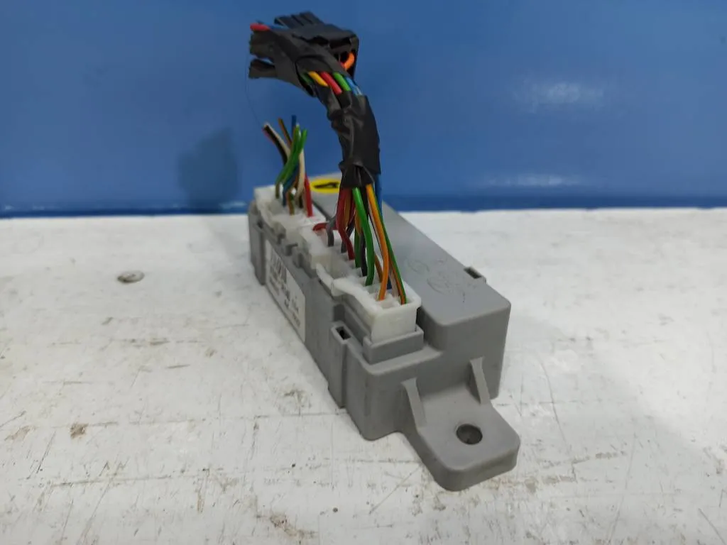 Блок управления светом Kia Ceed 1 2010-2012