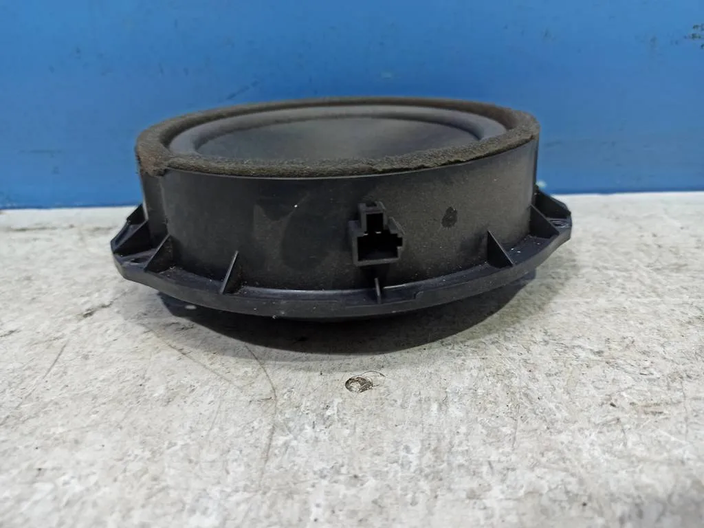 Динамик Kia VENGA 1 2009-2014