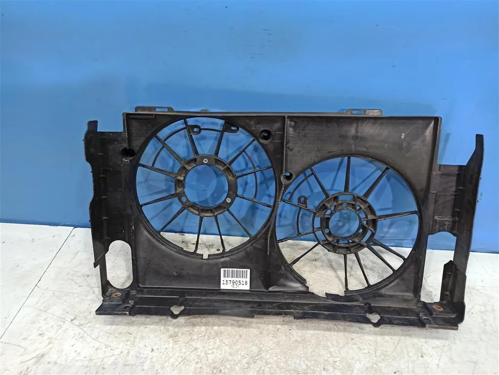 Диффузор вентилятора Toyota RAV 4 CA40 2015-2019