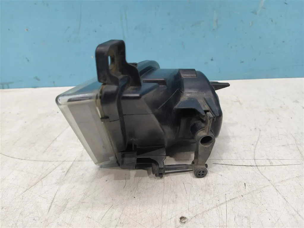 Фара противотуманная левая BMW 5-серия E60 E61 2003- 2010