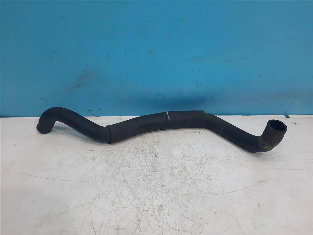 Патрубок радиатора нижний Kia Ceed 1 2010-2012