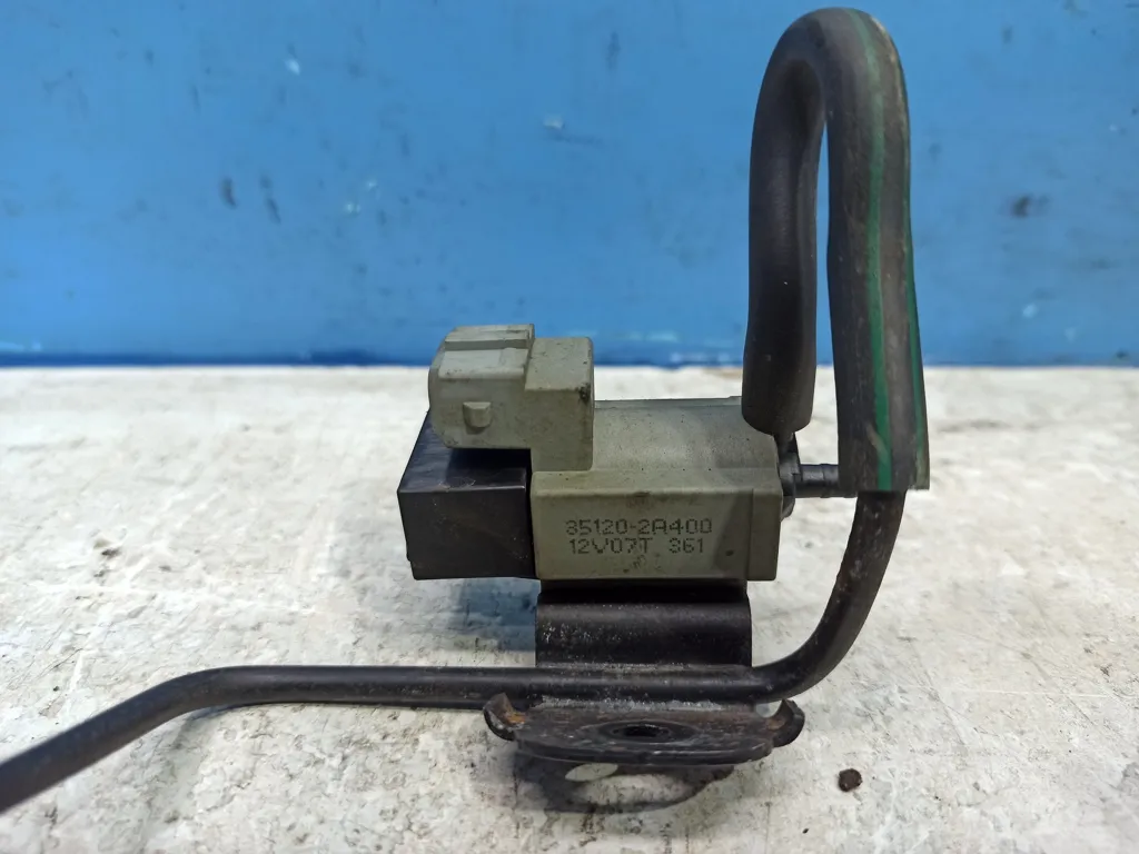 Клапан электромагнитный Kia Sorento 1 BL 2006-2009 Рестайлинг