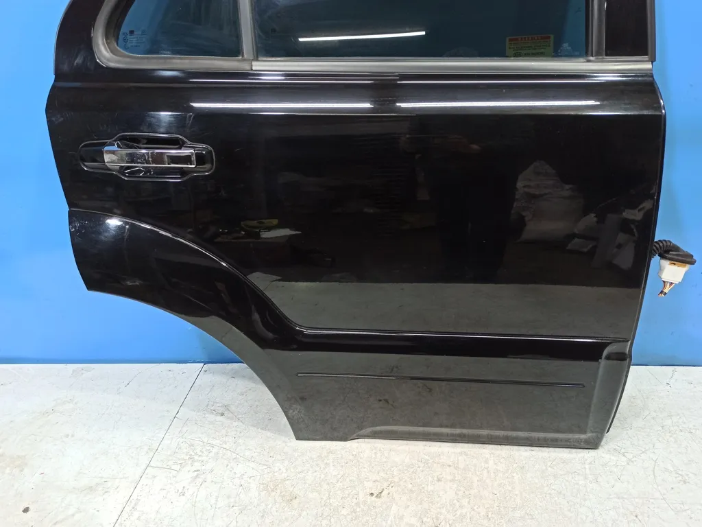 Дверь задняя правая Kia Sorento 1 BL 2006-2009 Рестайлинг