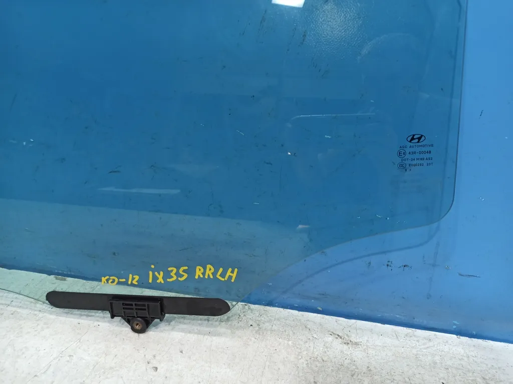 Стекло двери задней левой Hyundai IX35 1 2010-2013