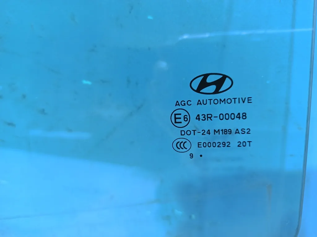 Стекло двери задней левой Hyundai IX35 1 2010-2013