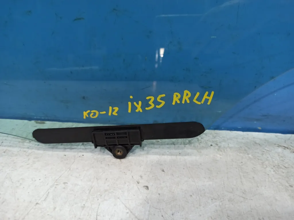 Стекло двери задней левой Hyundai IX35 1 2010-2013