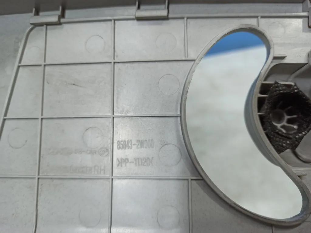 Обшивка средней стойки правой Hyundai Santa Fe 3 DM 2012-2016