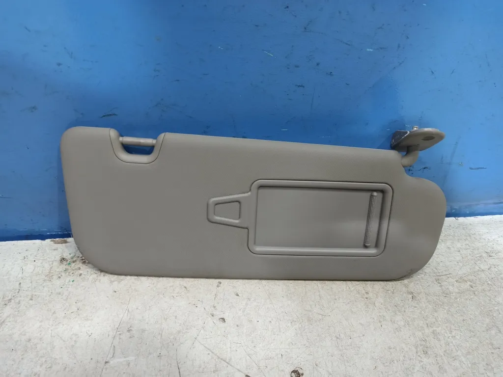 Козырек солнцезащитный правый Kia Ceed 2 JD 2012-2015