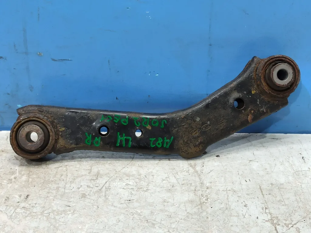 Рычаг задний верхний Kia Sorento 2 XM FL 2012-2020