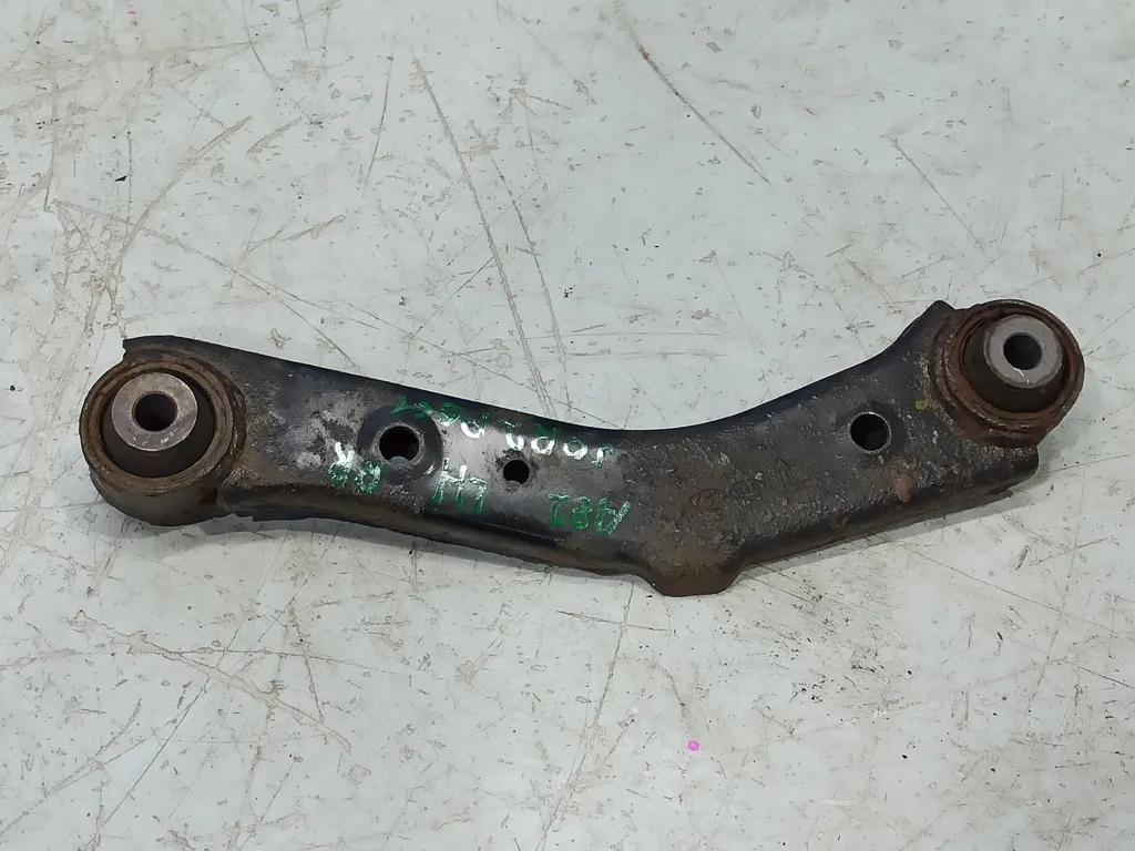Рычаг задний верхний Kia Sorento 2 XM FL 2012-2020