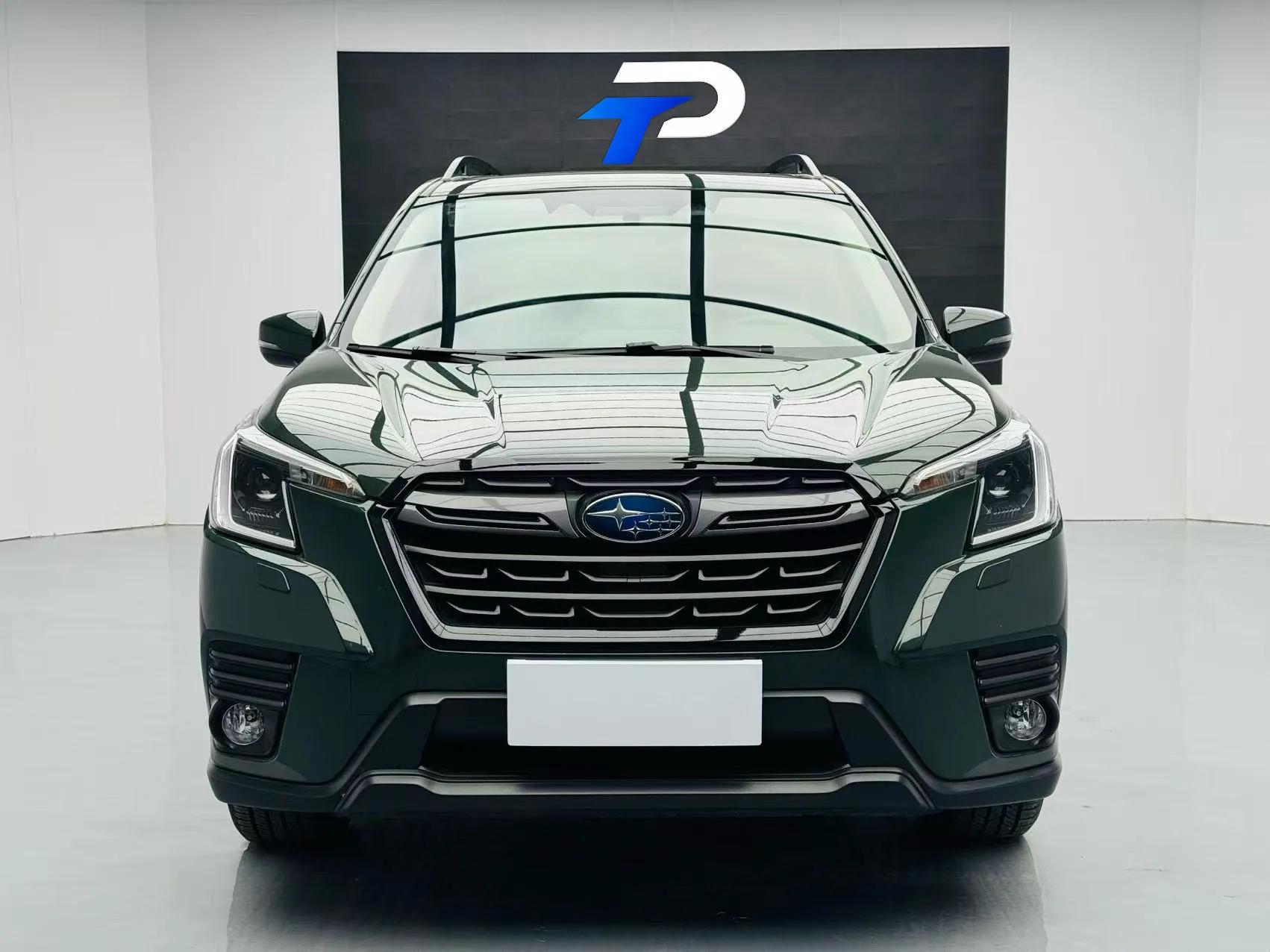 Subaru Forester 2.0i 4WD Luxury EyeSight