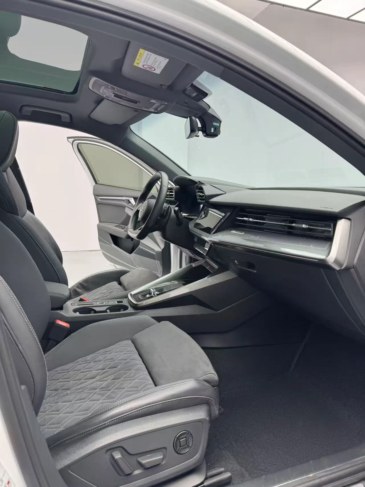 Audi A3L Limousine 35 TFSI Luxury Sport, фото 9