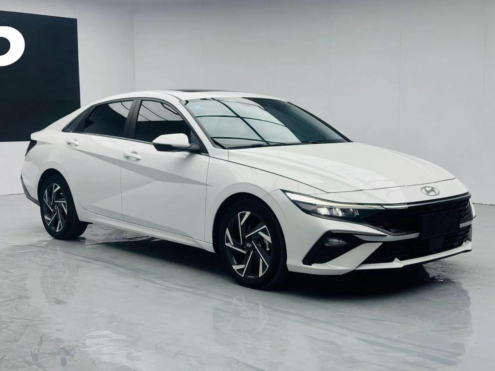 Hyundai Elantra 1.5L GLX Elite, фото 4