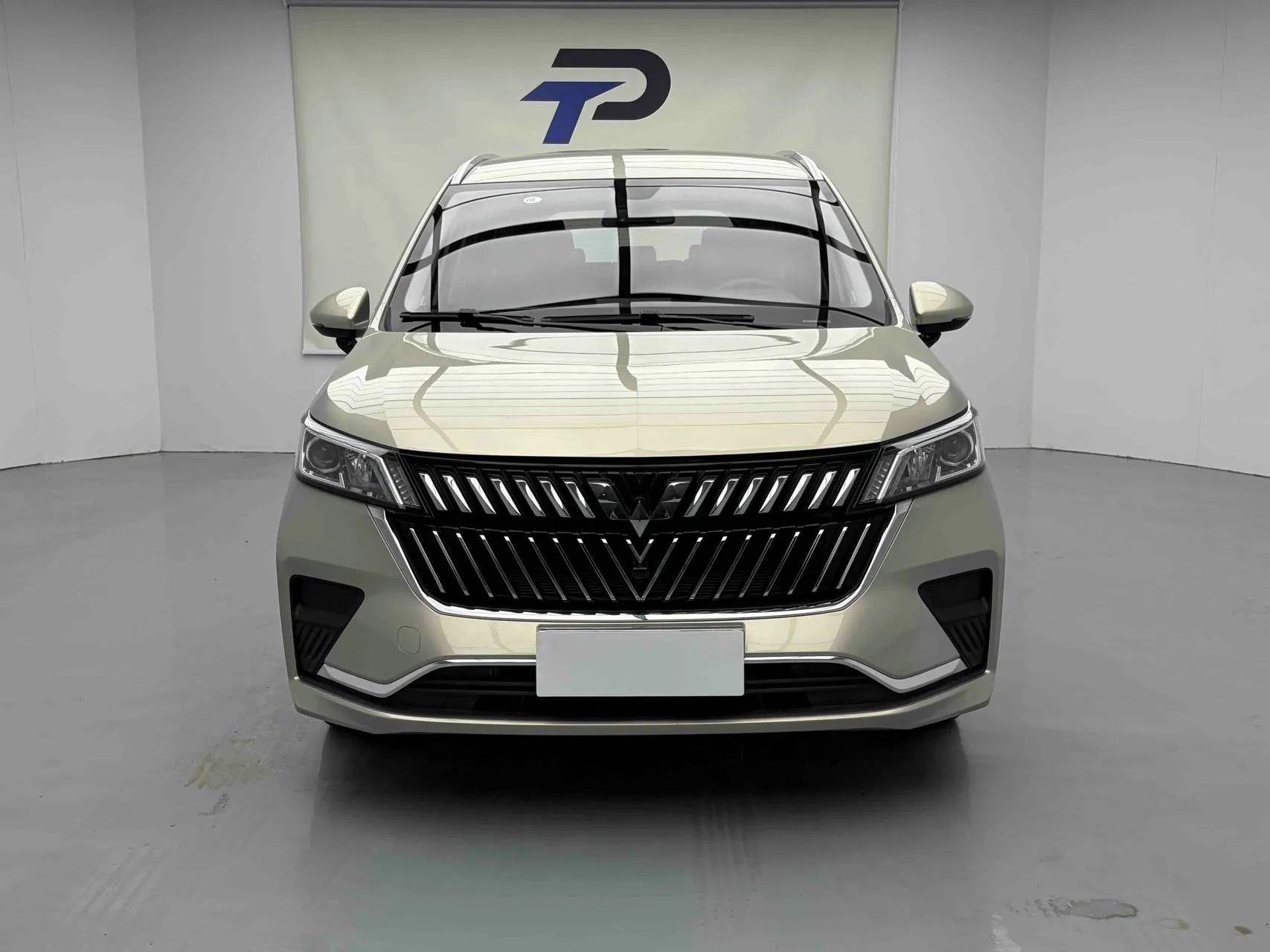 Wuling Jiachen 1.5L Manual Comfort