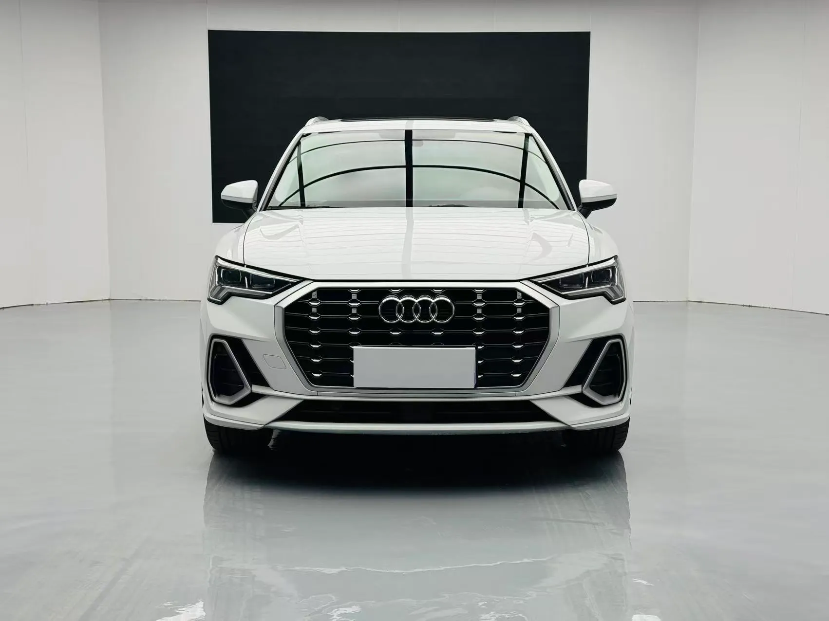 Audi Q3 35TFSI Fashion Dynamic (1.4T), фото 3