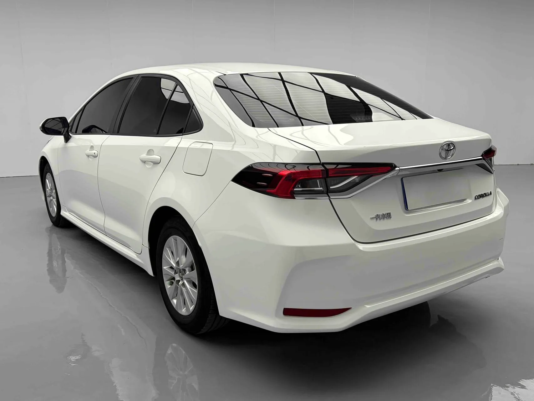 Toyota Corolla TNGA 1.5L CVT Elite, фото 18