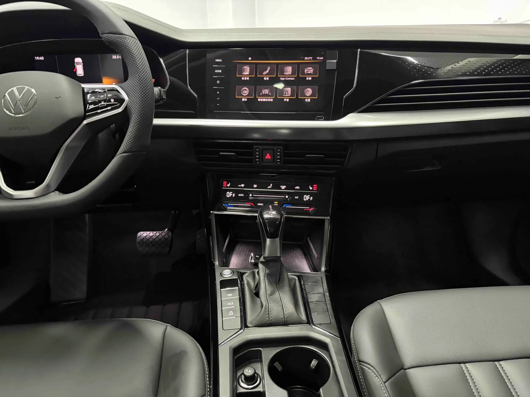 Volkswagen Passat 280TSI Elite, фото 10
