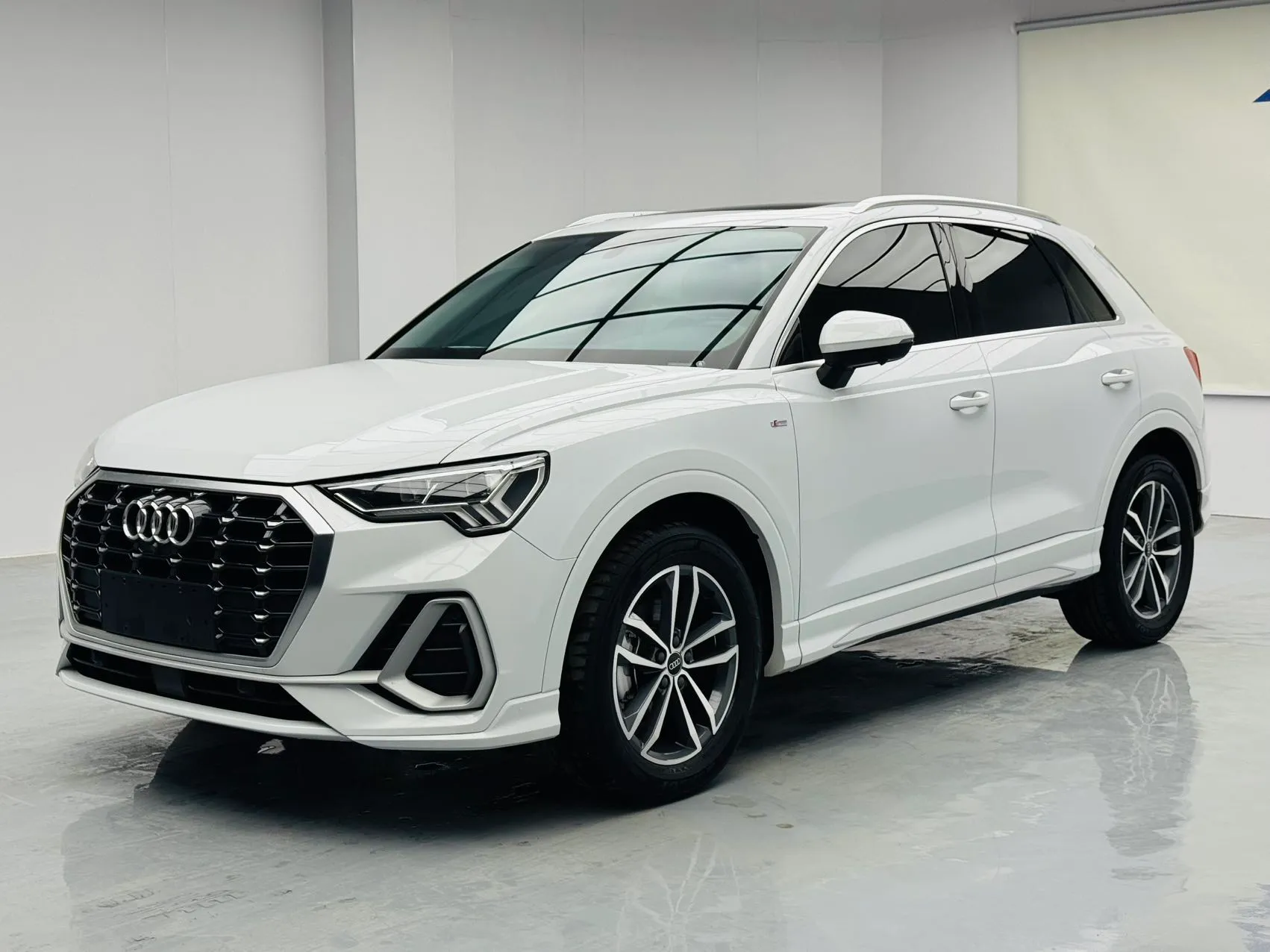 Audi Q3 35TFSI Advanced Dynamic, фото 2