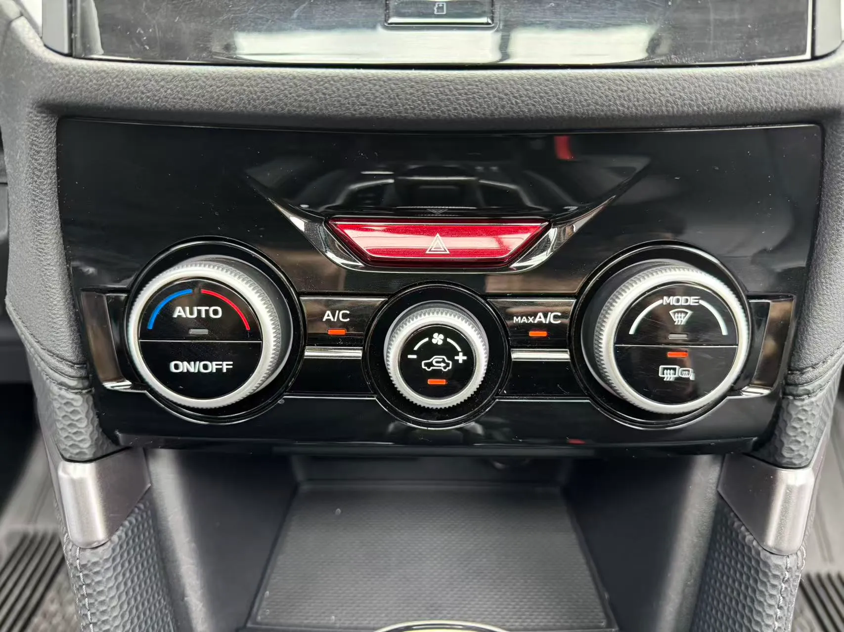 Subaru Forester 2.0i 4WD Luxury EyeSight, фото 17