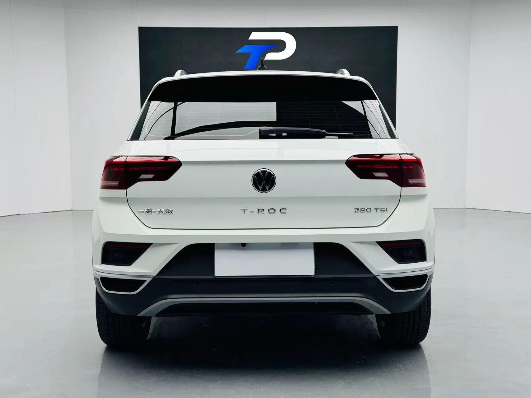 Volkswagen T-Roc 280TSI 2WD Elite, фото 6