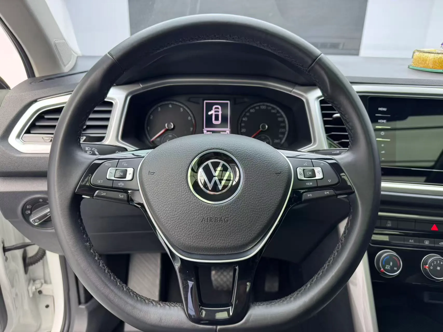 Volkswagen T-Roc 280TSI 2WD Elite, фото 15