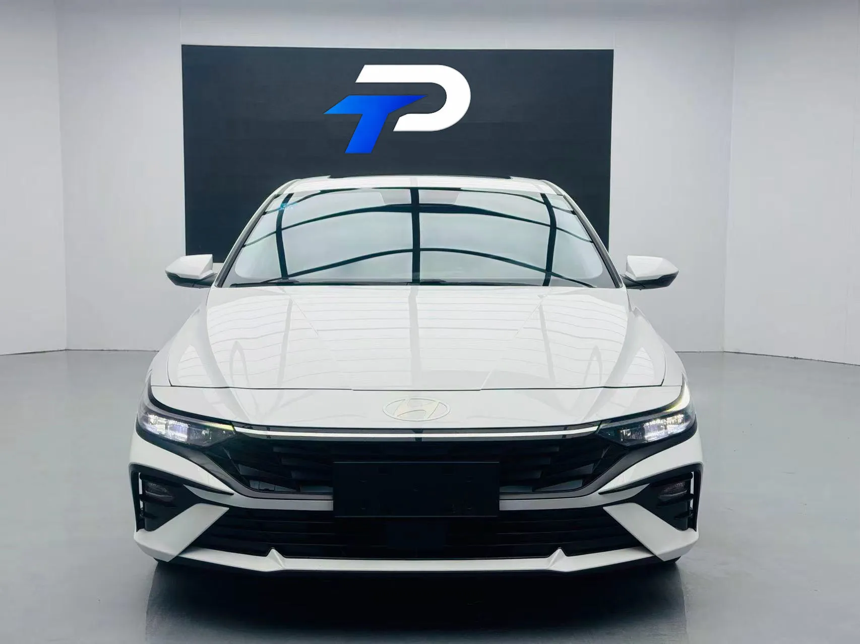 Hyundai Elantra 1.5L GLX Elite, фото 3